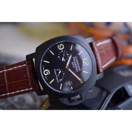 沛纳海（Panerai）储能计时自动机械手表